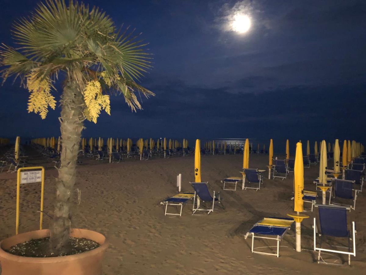 Residence Alba D'Oro - Genius 10 - Solo Famiglie E Coppie Lido di Jesolo Dış mekan fotoğraf